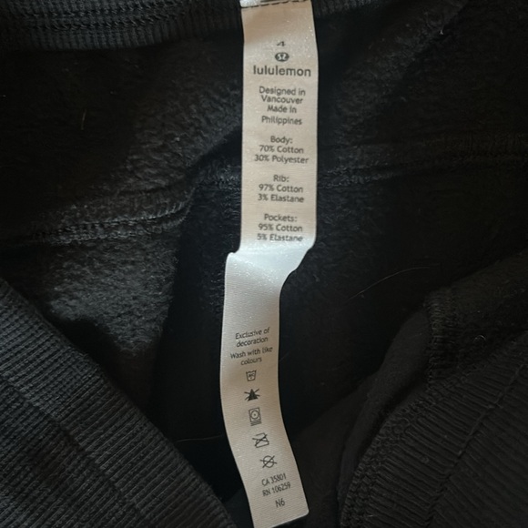 Black Lululemon Scuba Joggers - Picture 2 of 3
